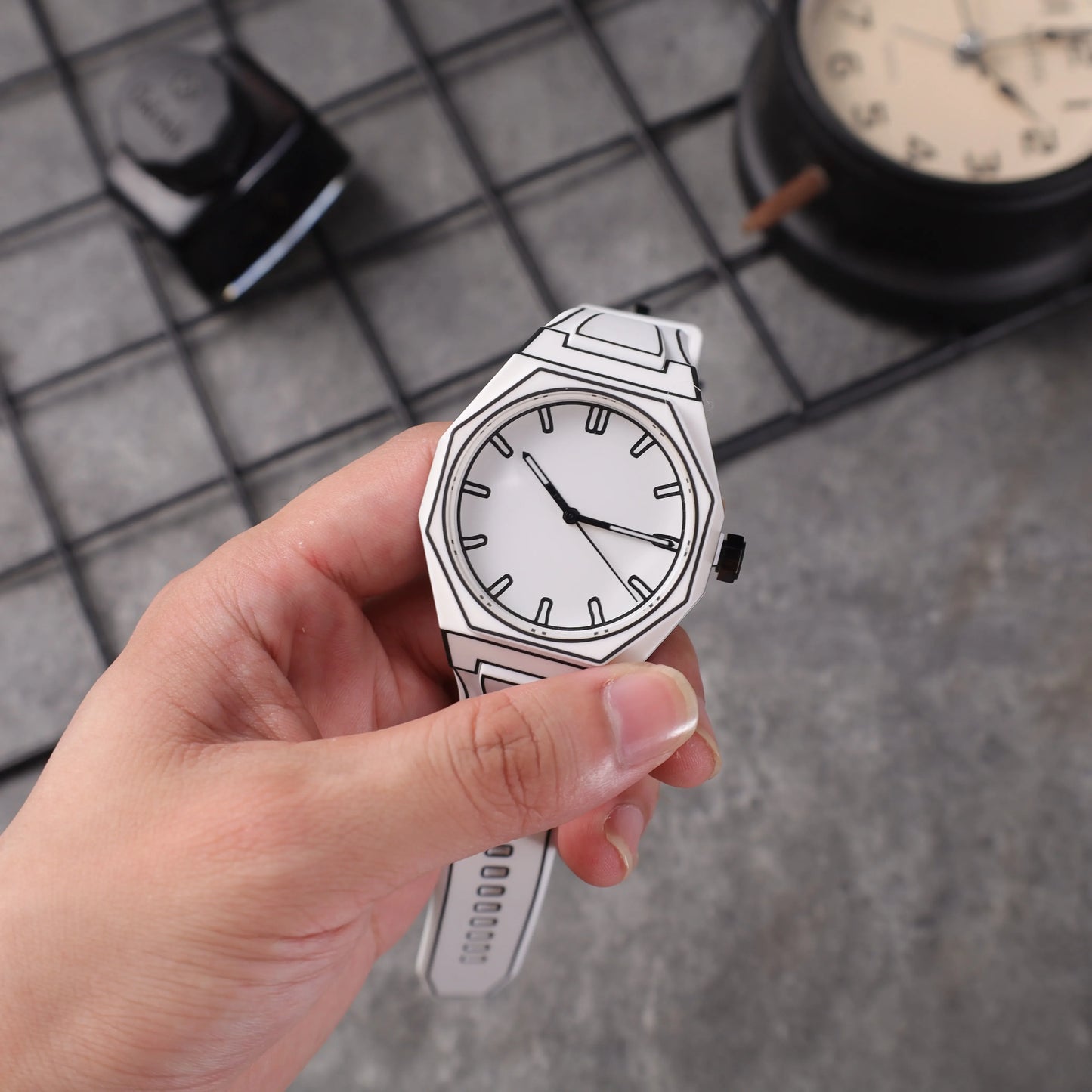 KAEHY™ Minimalist Watch – Stile e Funzionalità in un Unico Accessorio